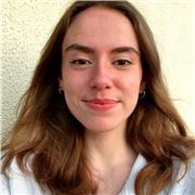 Cours pour primaires et collégiens et certaines matières aux lycéens.